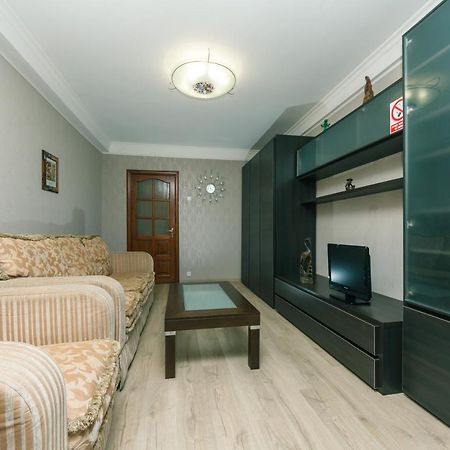 Уютная Квартира На Лукьяновке Kiev Bagian luar foto