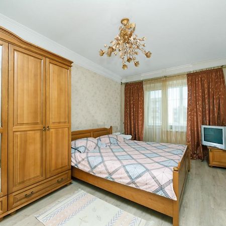 Уютная Квартира На Лукьяновке Kiev Bagian luar foto